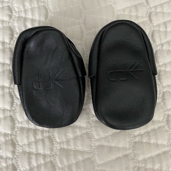 Freshly Picked Size 1 Black Leather Penny Loafer excellent condition - Picture 3 of 3